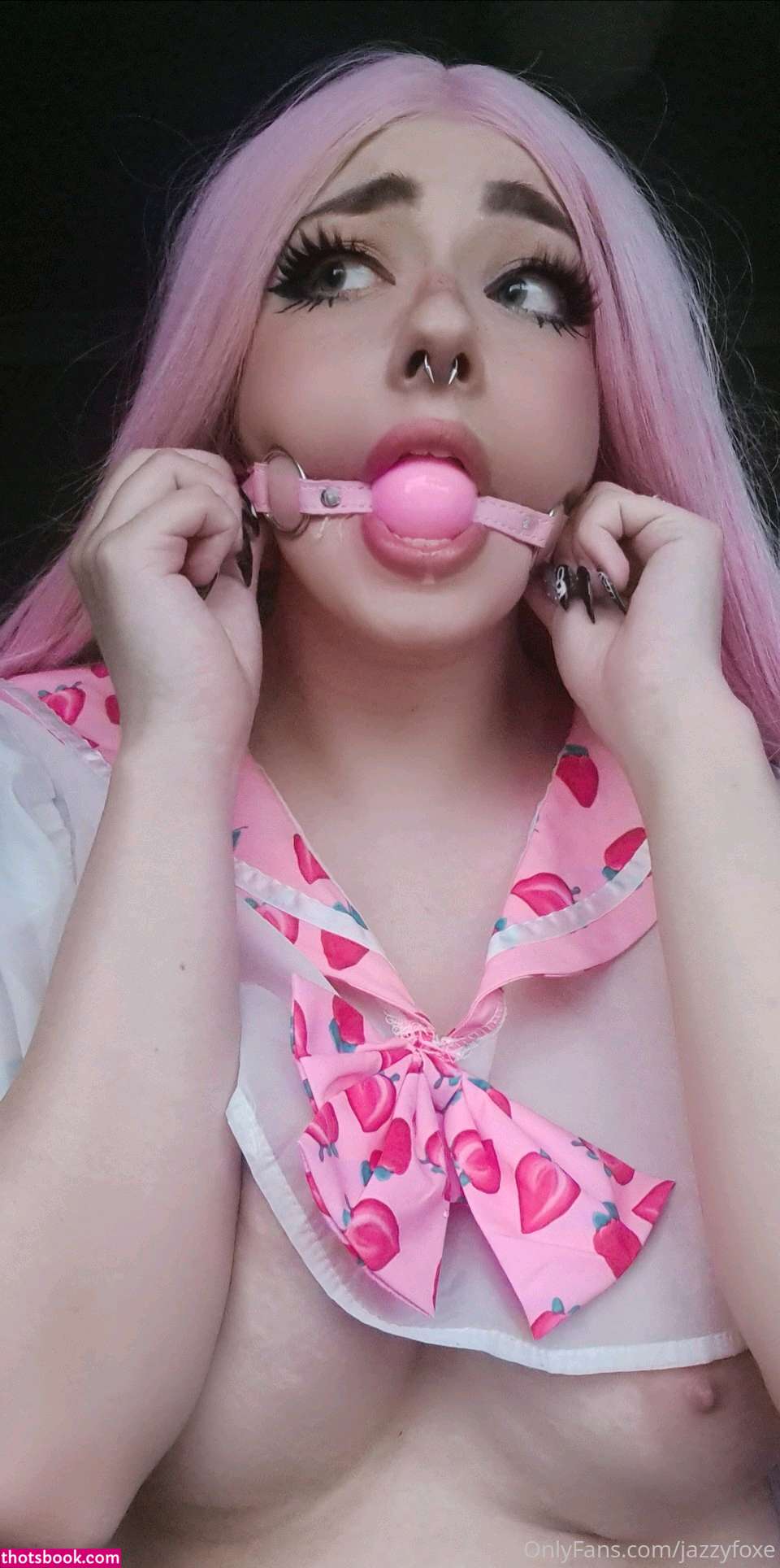 Jasminfoxe Photo #13