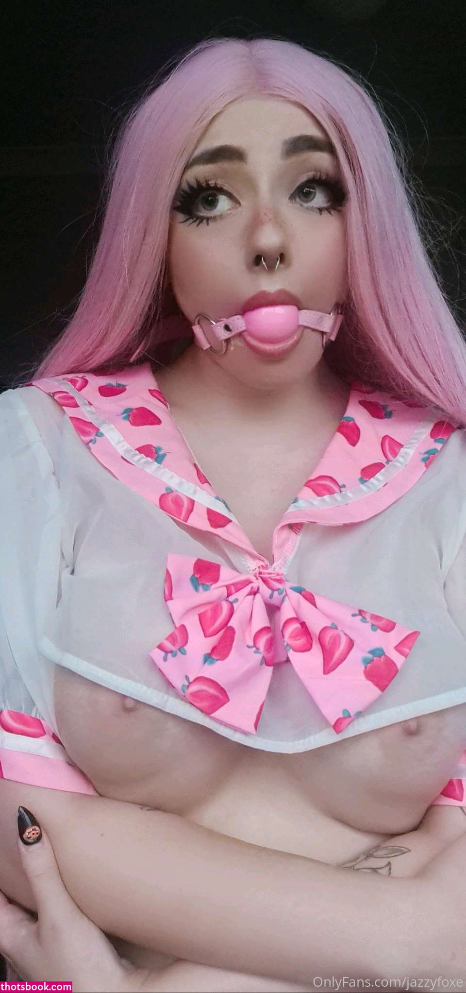 Jasminfoxe Photo #15