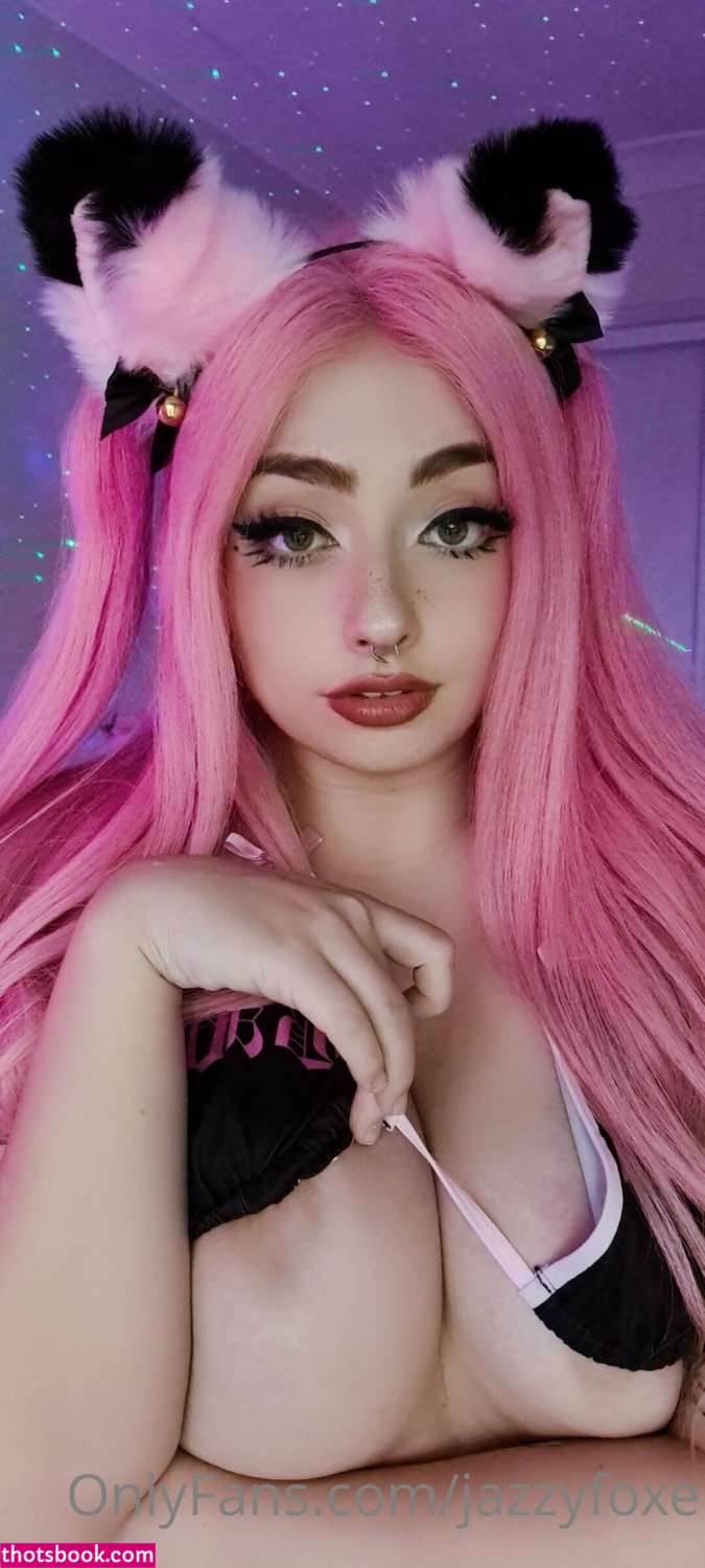 Jasminfoxe Photo #39