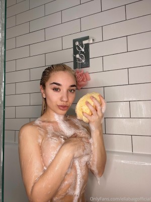 Ella Baig Photo #133