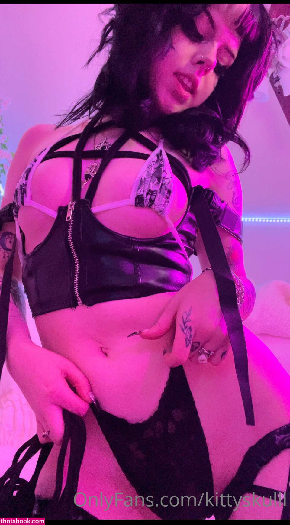 yeahimcaroline Photo #59