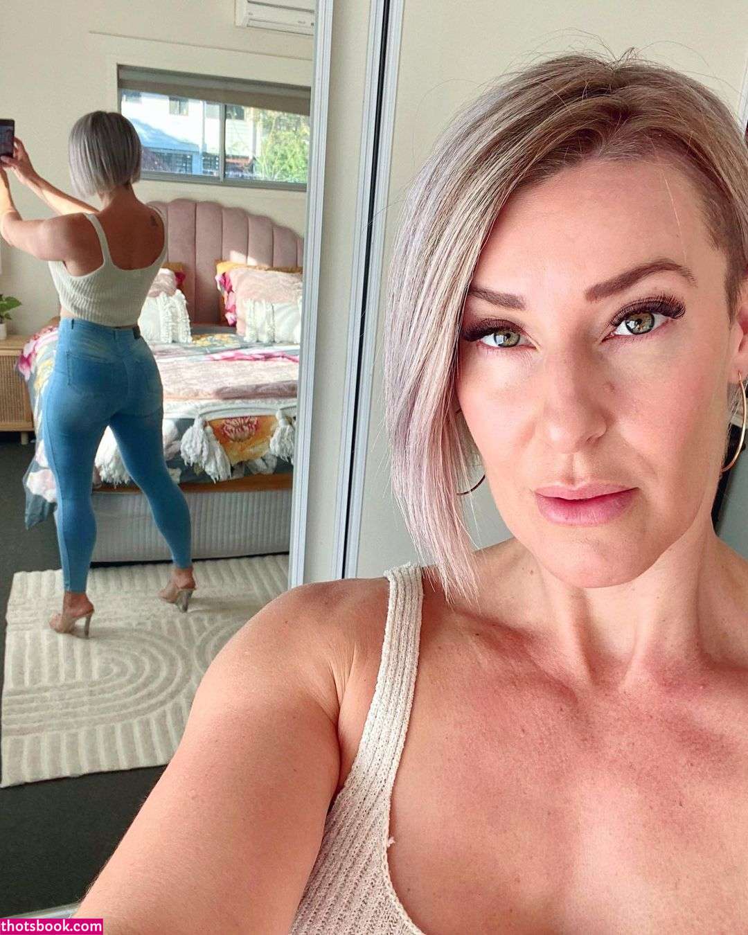 Squatsn Curves Photo #85