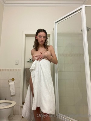 honeybellbabe Photo #1