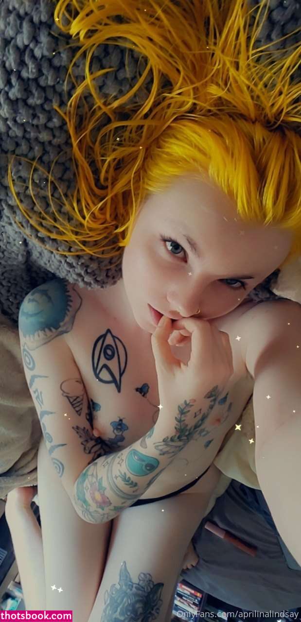 aprilinalindsay Photo #4