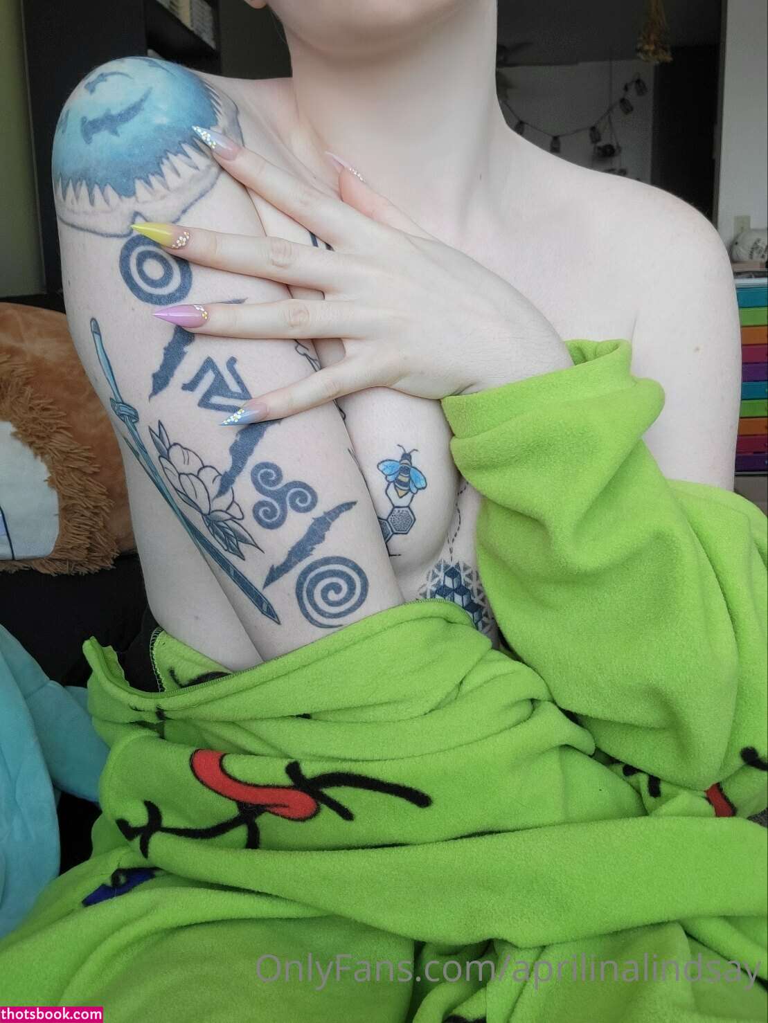 aprilinalindsay Photo #115