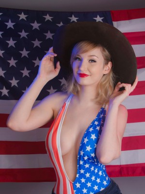 Kelly Jean Photo #115