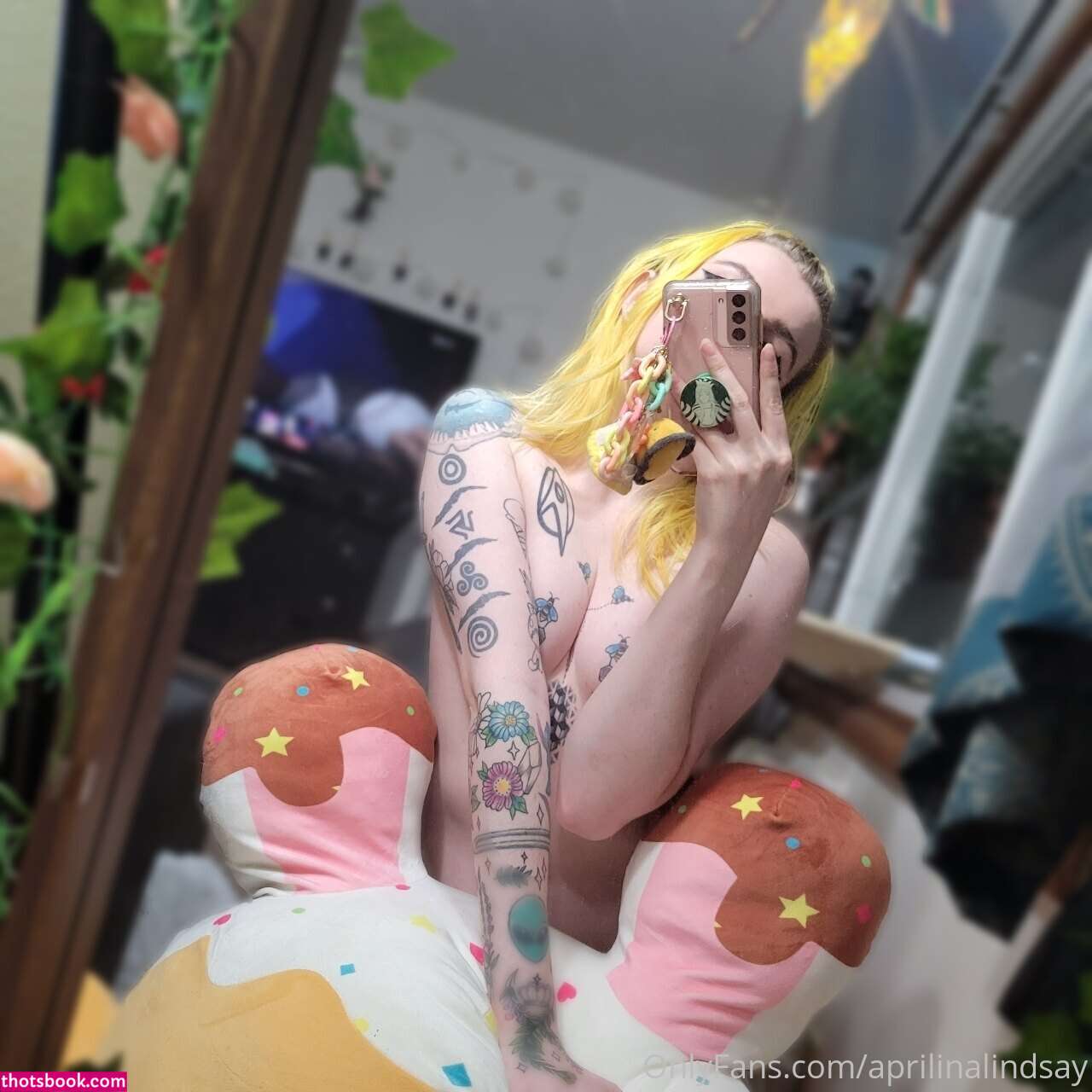 aprilinalindsay Photo #220