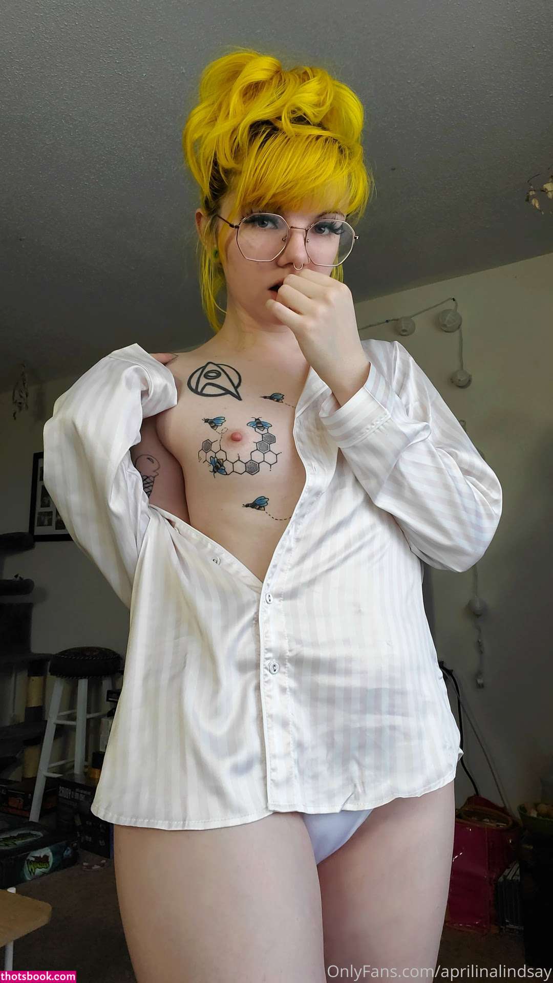 aprilinalindsay Photo #349