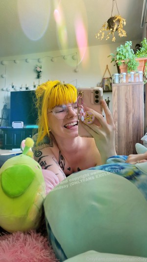 aprilinalindsay Photo #437