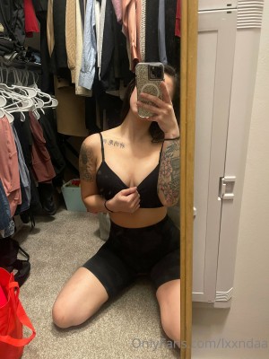 Lovely Linda Photo #54