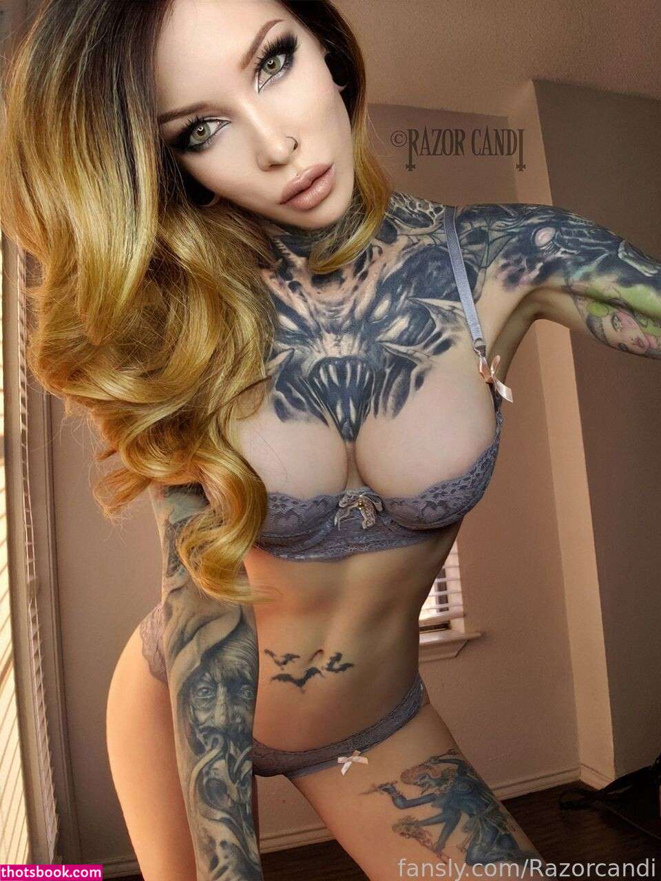 Razor Candi Photo #165