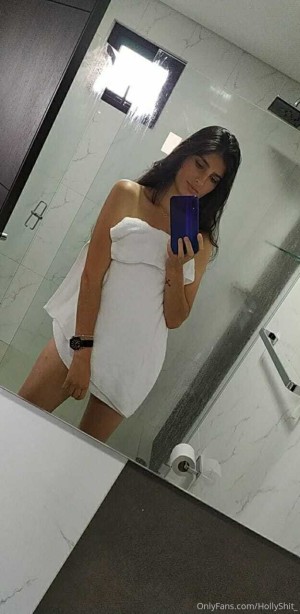 Holly Shit Photo #85