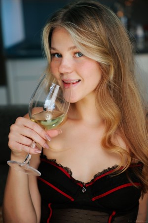 Valeria Mint Post #4