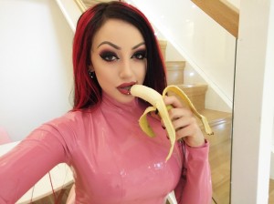 Dani Divine Post #7
