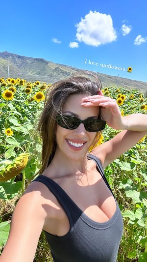 Devin Brugman Photo #23