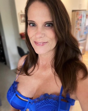 Annabelle Peaches Photo #12