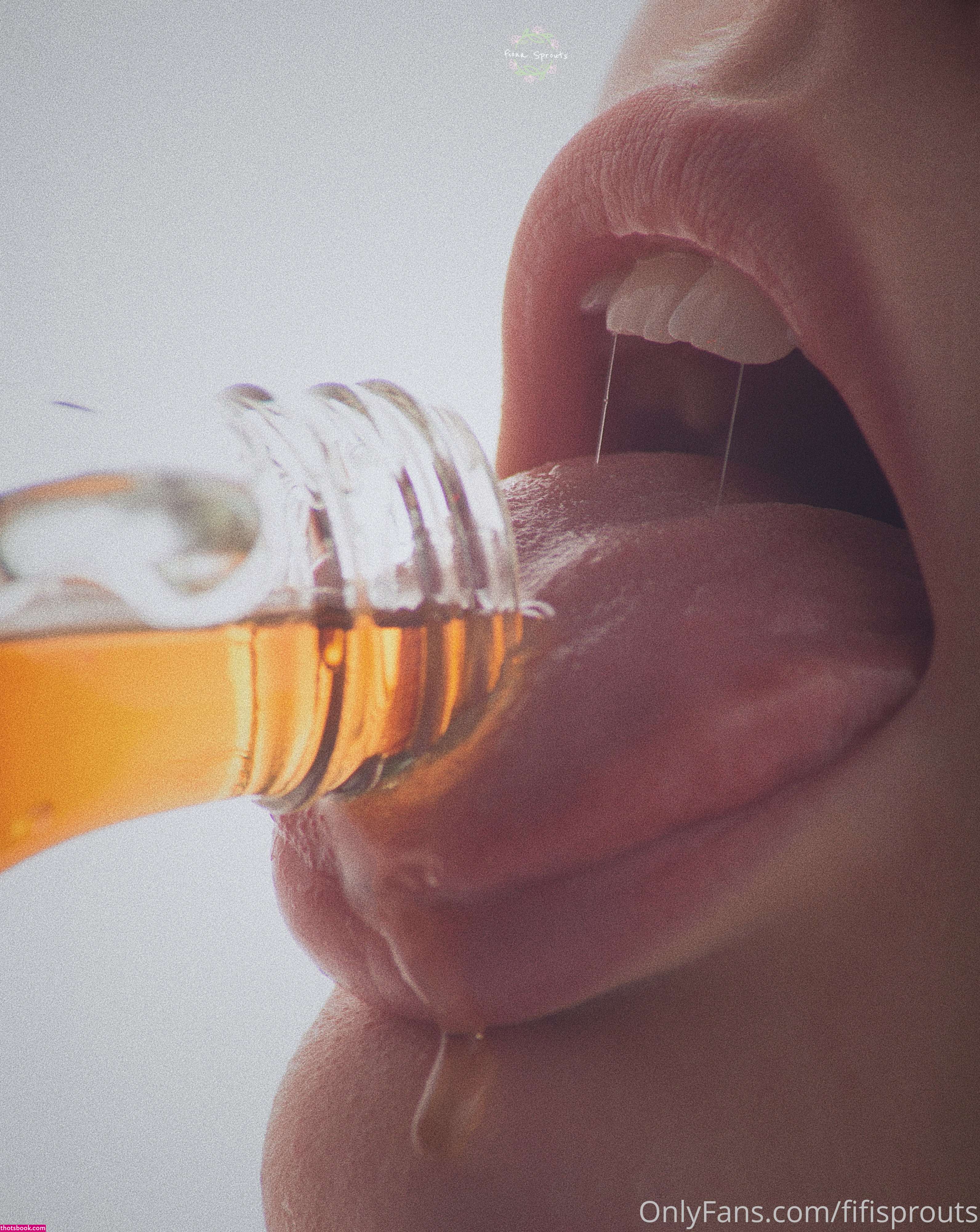 Fiona Sprouts Photo #58