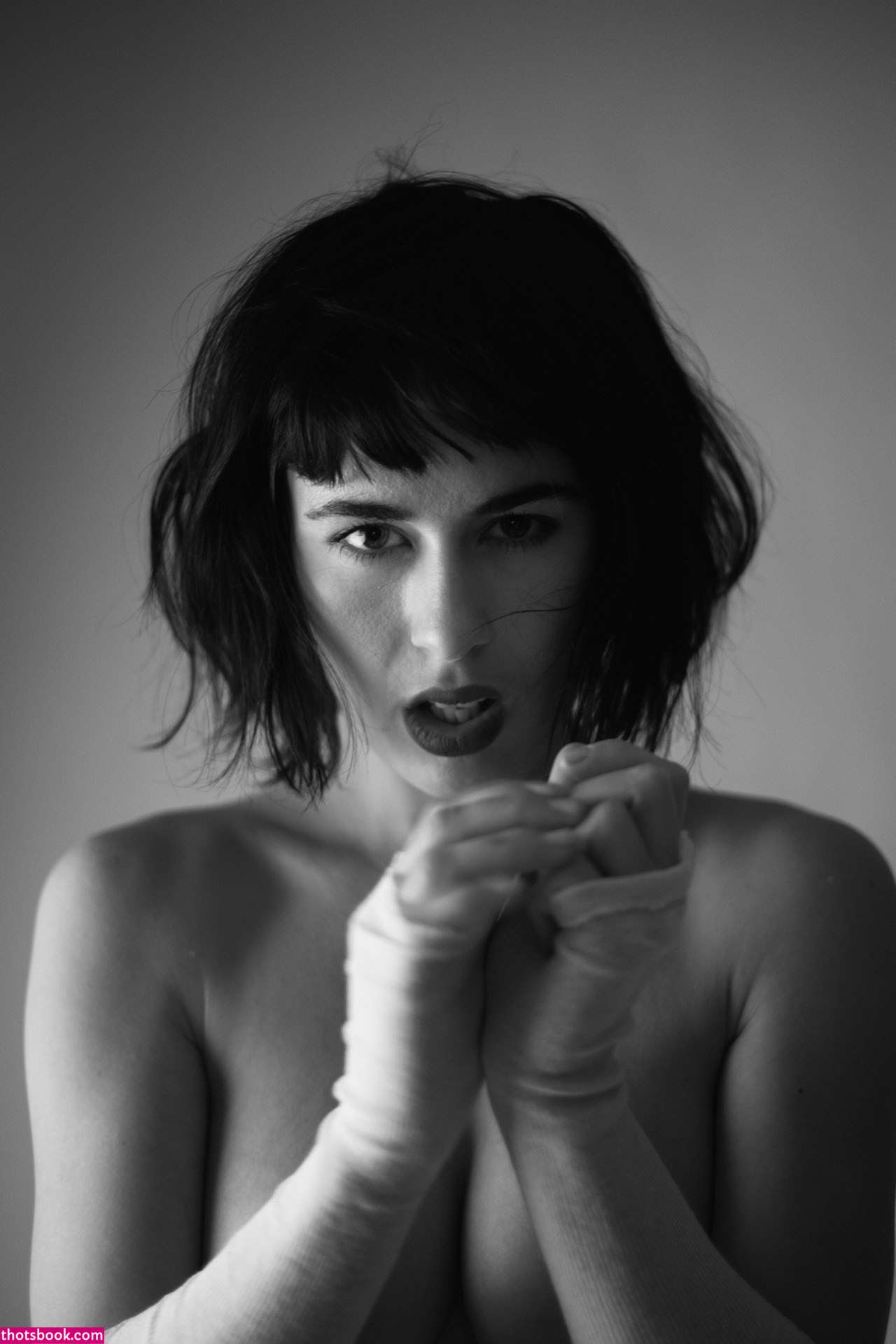 Olive Glass Photo #4