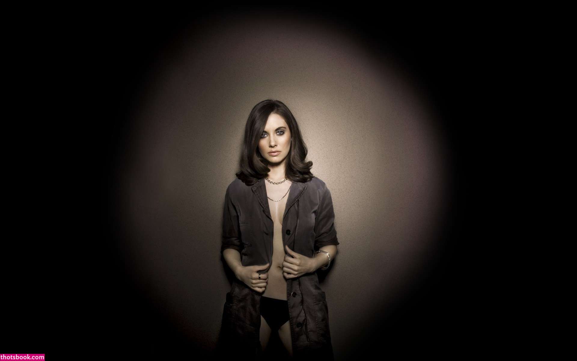 Alison Brie Photo #81