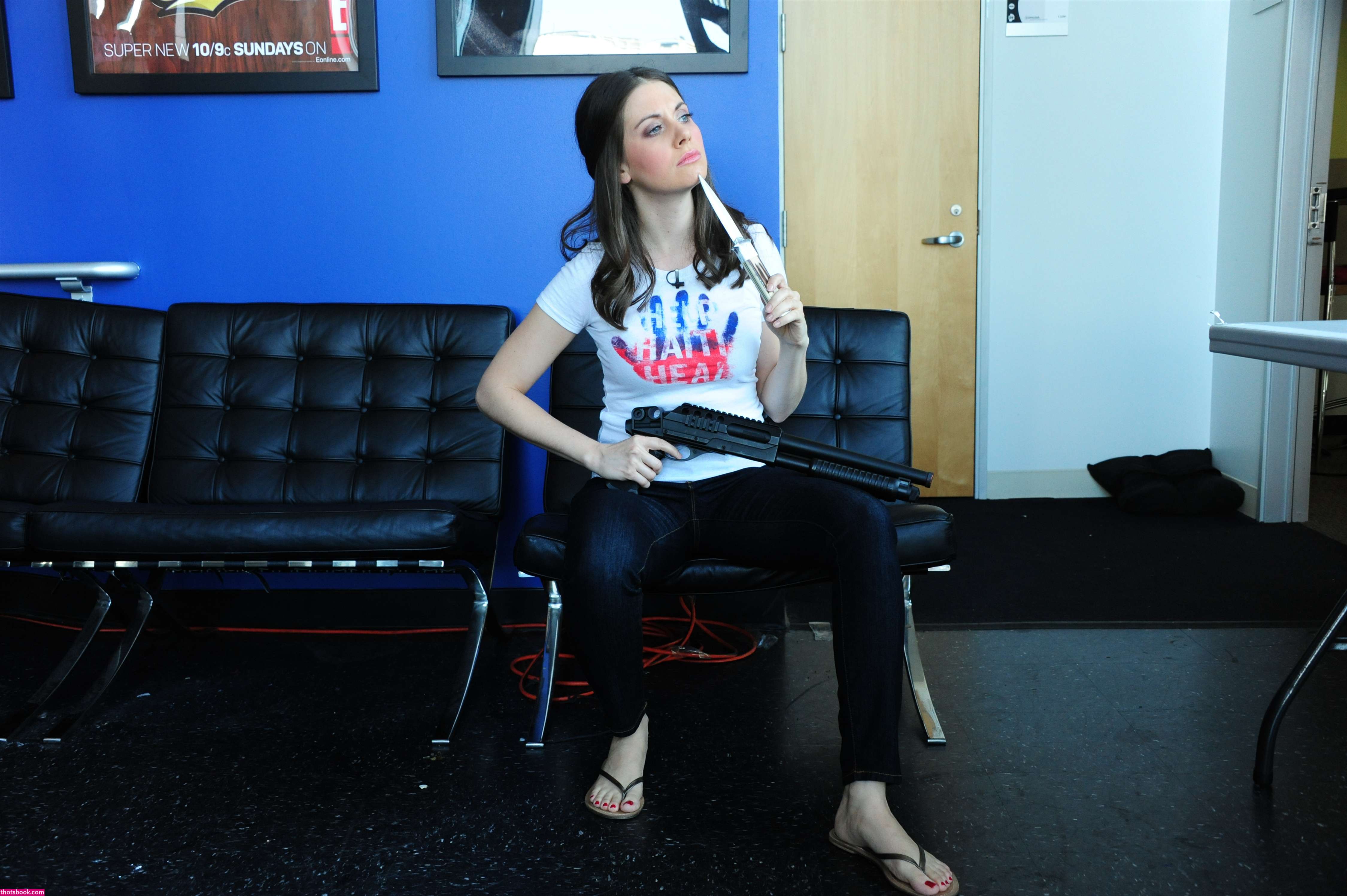 Alison Brie Photo #158