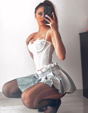 Angelmelly Photo #130