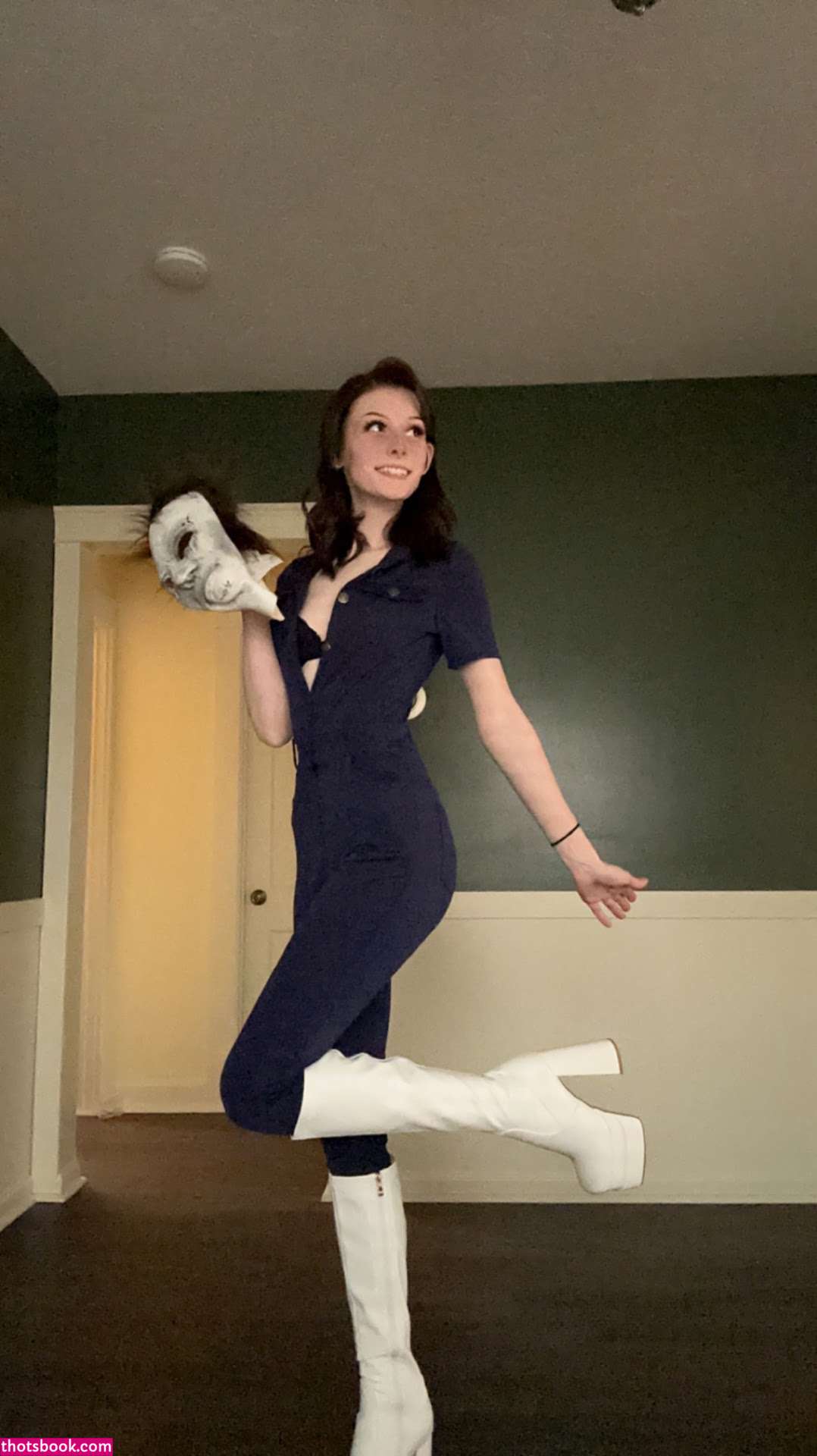 Soggyalien22 Photo #11