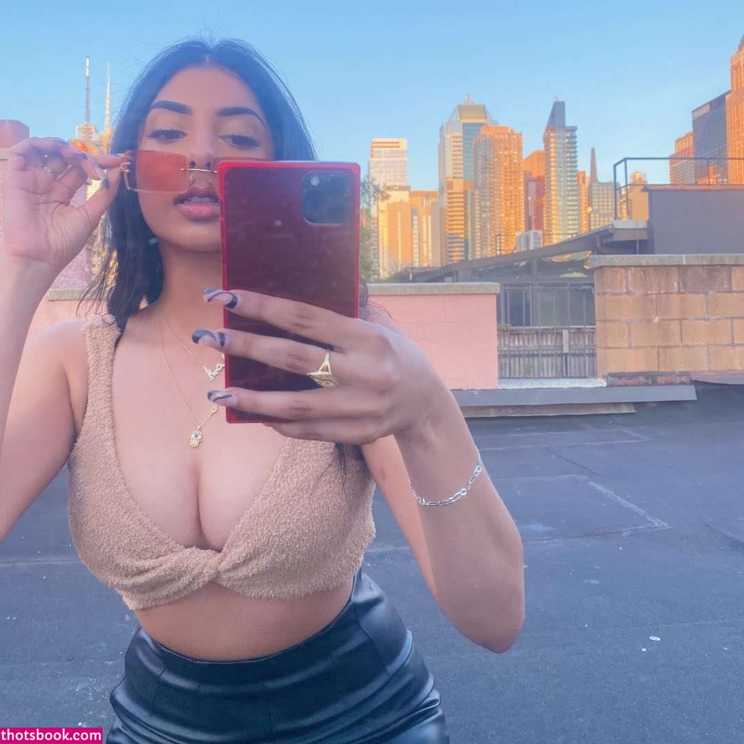 Iman Moosa Photo #48