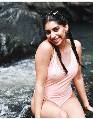 Iman Moosa Photo #98