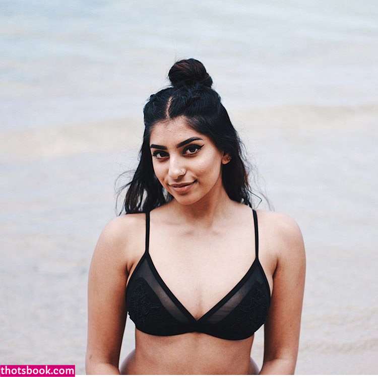 Iman Moosa Photo #125