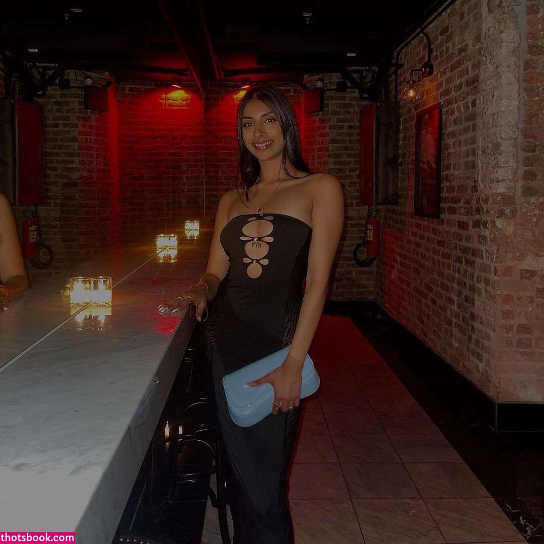 Iman Moosa Photo #152