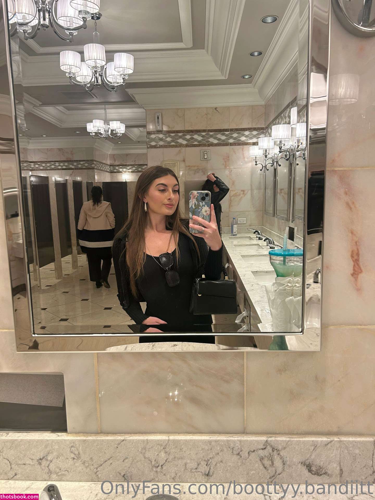 Boottyy Bandiitt Photo #20