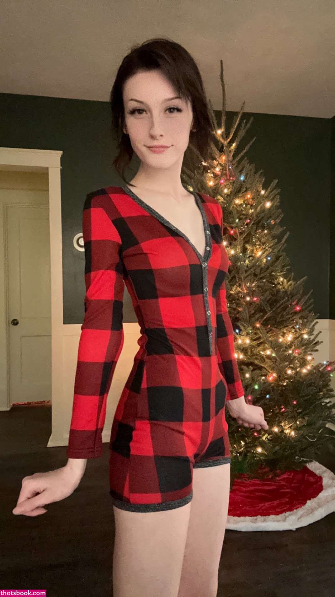 Soggyalien22 Photo #87