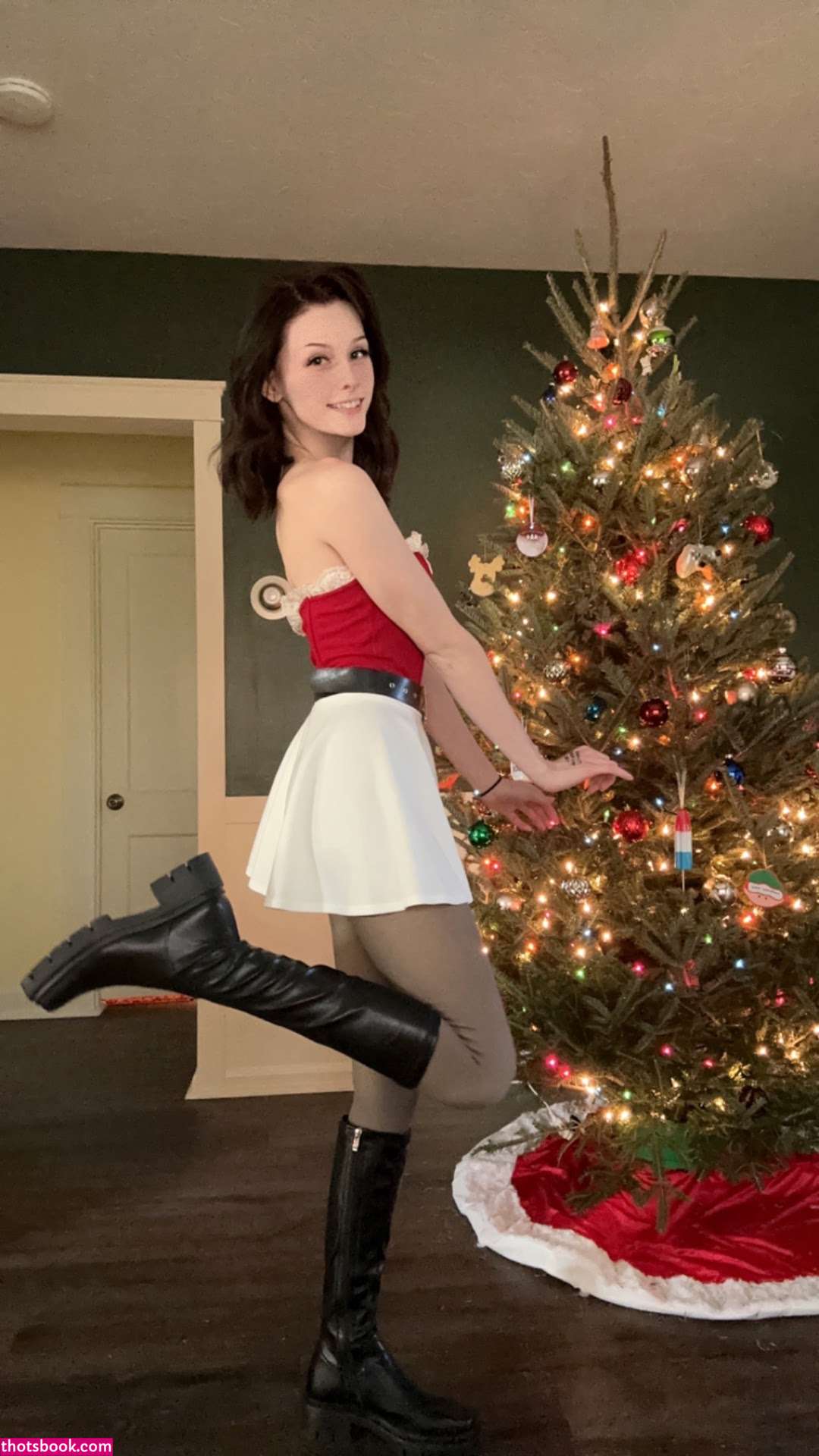 Soggyalien22 Photo #105