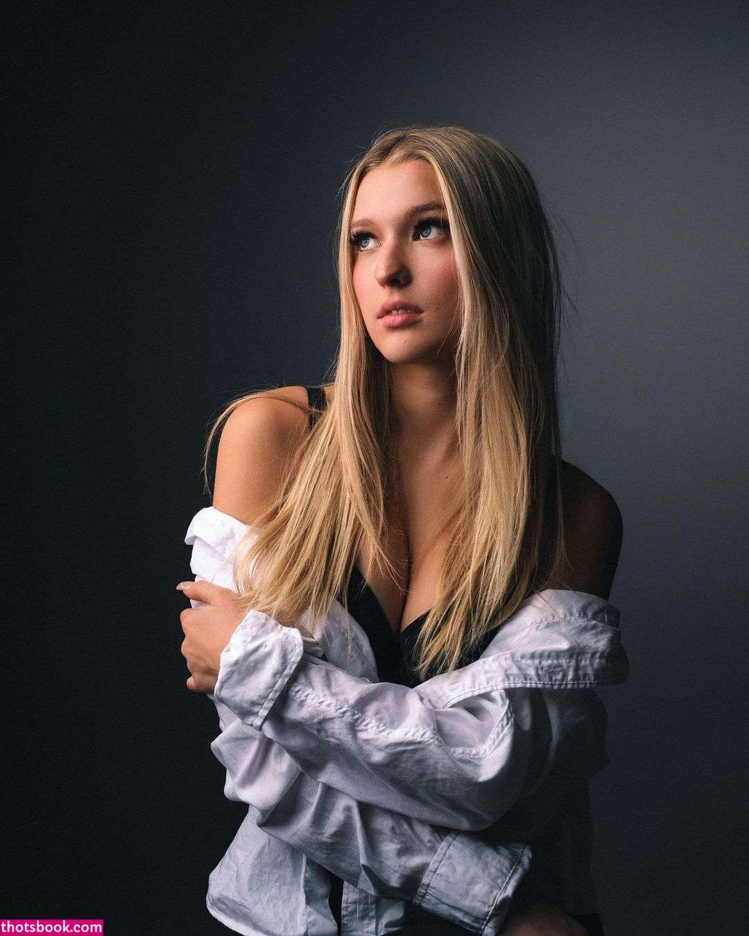 Emma Welyki Photo #28