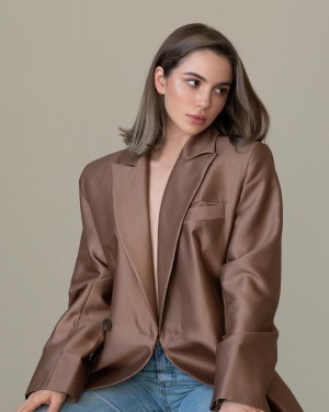 Maryana Ro Photo #190