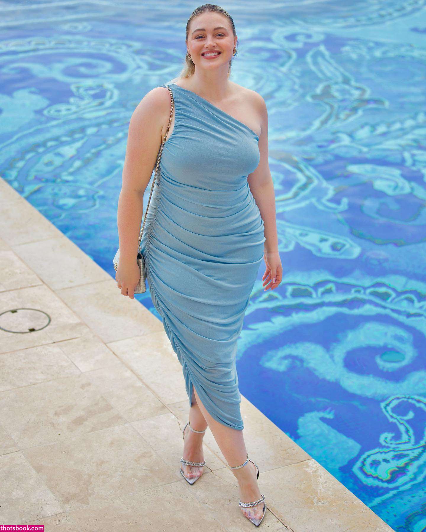 Iskra Lawrence Photo #86