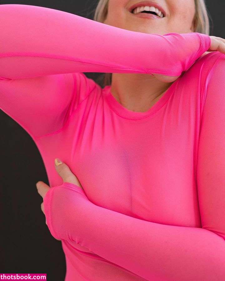 Iskra Lawrence Photo #88