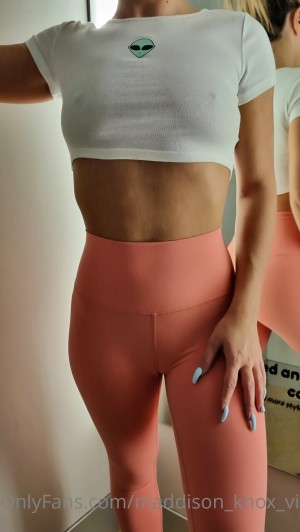 Maddison Knox Photo #16