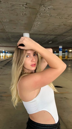 secretbomb Photo #38