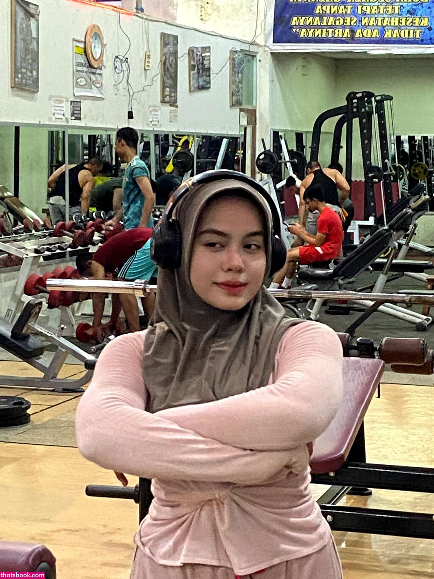 Kumachi Perona Photo #5