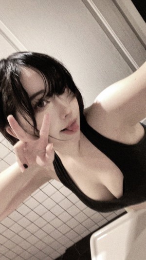 Bunnierennie Photo #13