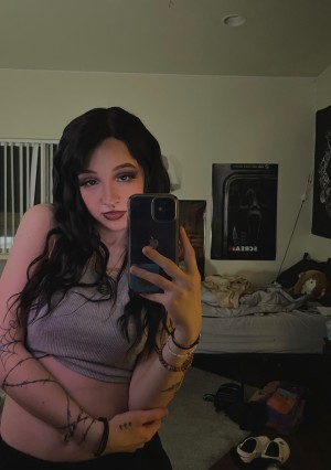 definitelynotd Photo #2