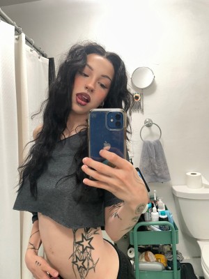 definitelynotd Photo #3