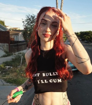 definitelynotd Photo #5