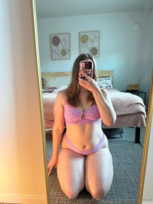 Indoorcatxx Photo #19