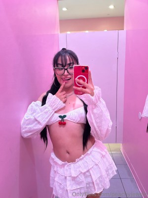 Peachyjewelz Photo #22