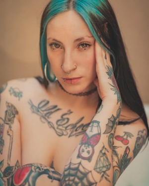 richblackcherry Photo #7