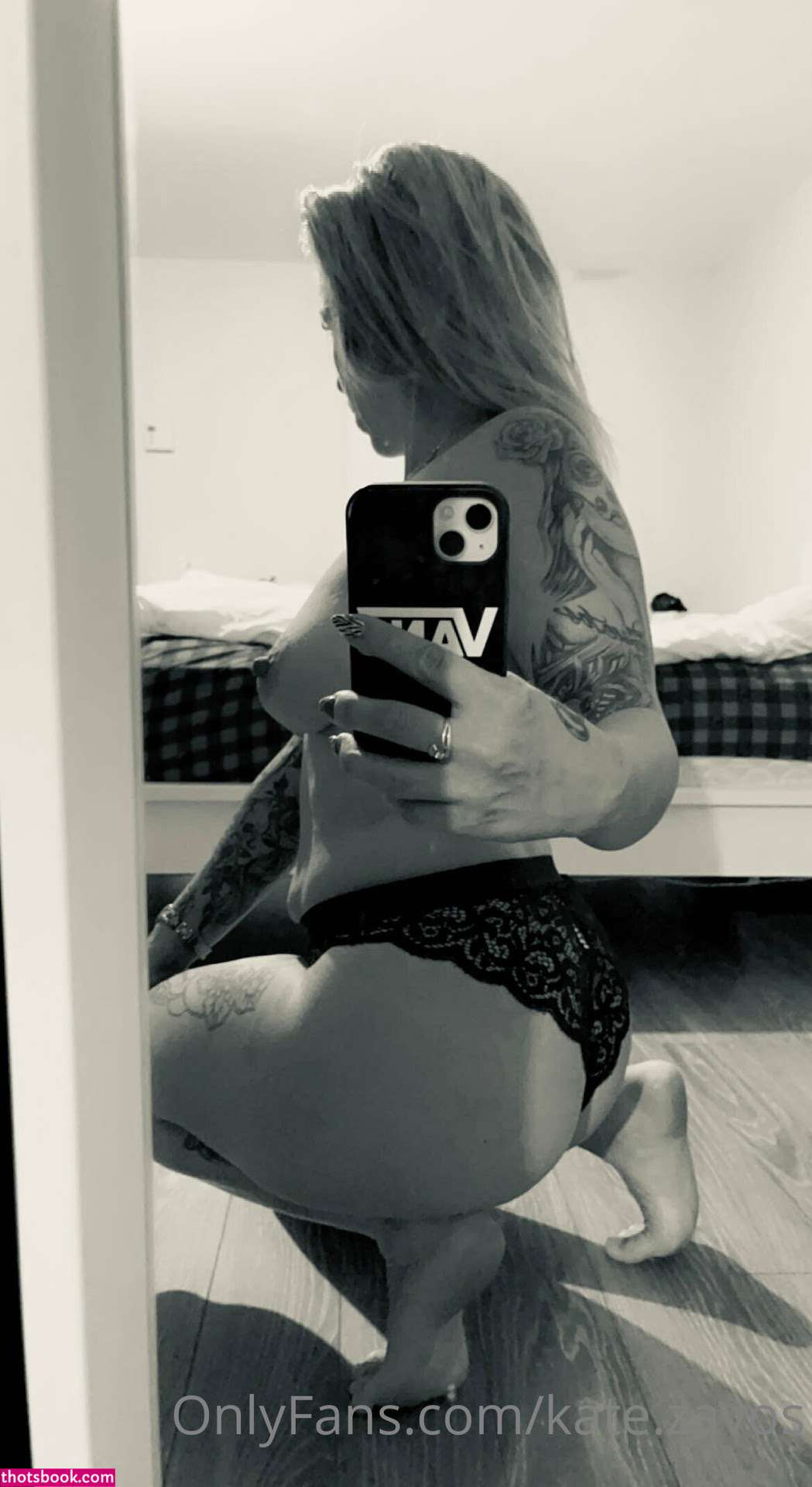 Kate Zavos Photo #22