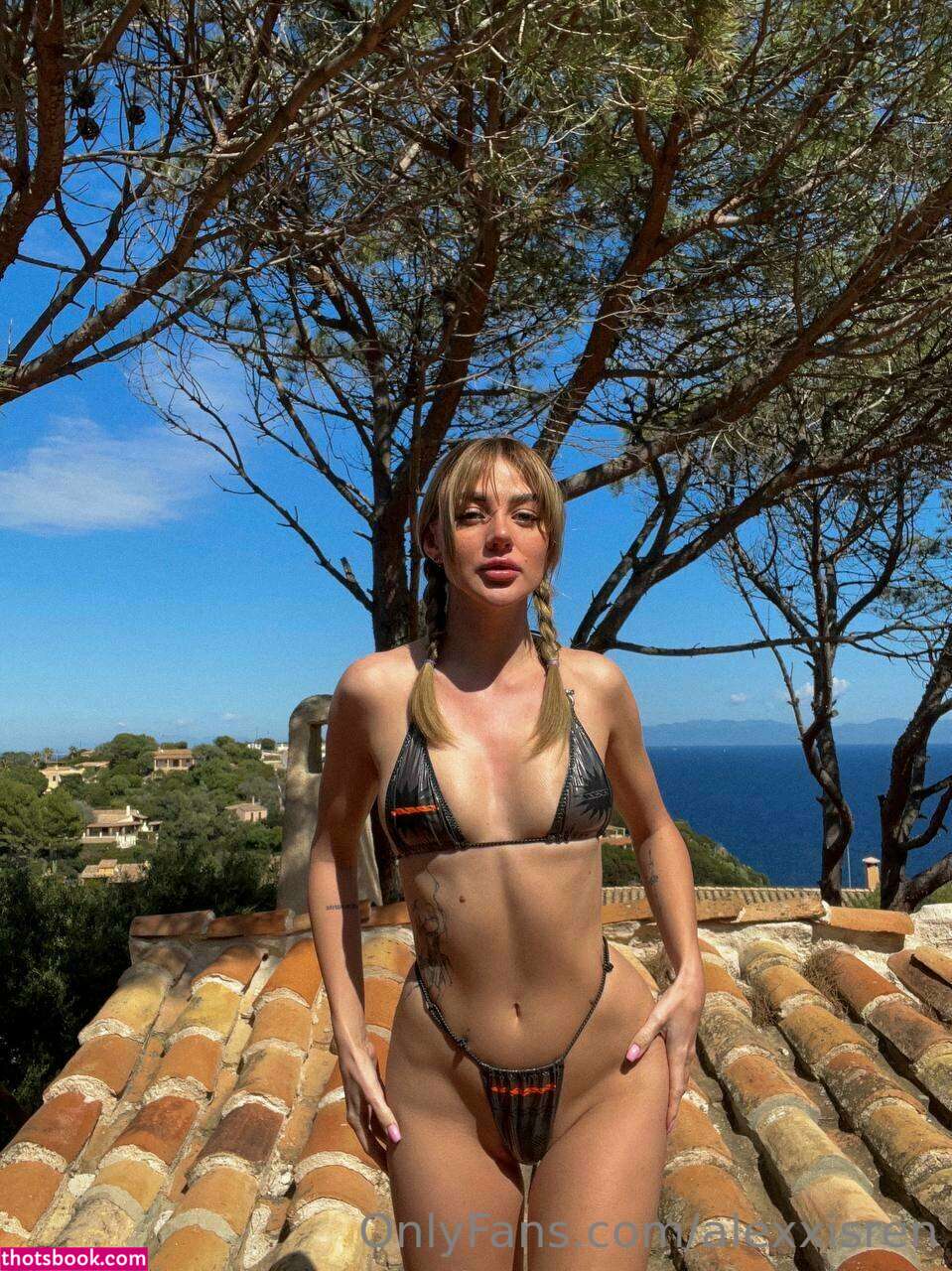 alexxisren Photo #14