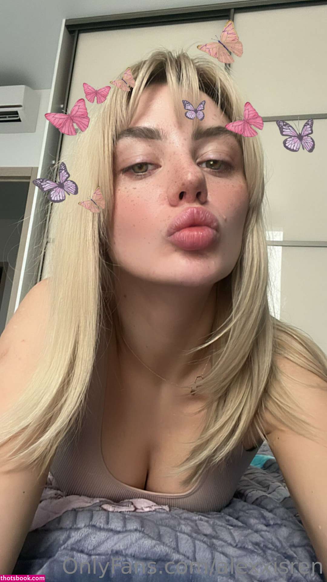 alexxisren Photo #35